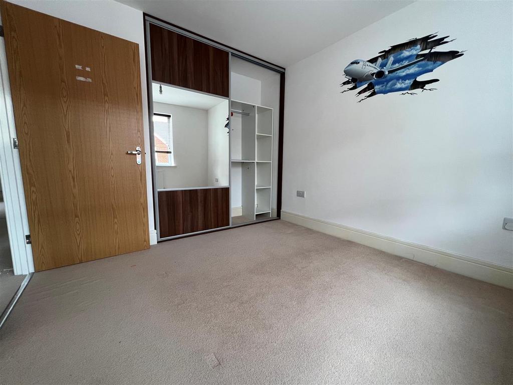 Bedroom 2.jpg