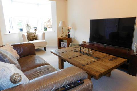 4 bedroom detached house to rent, College Court, Bedale