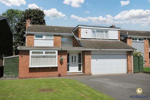 4 bedroom detached house for sale, Stillwell Drive, Wakefield WF2