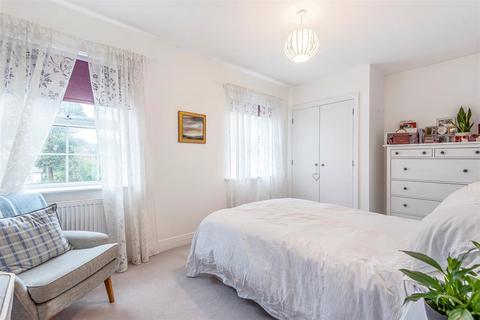 2 bedroom apartment for sale, Raleigh House, Camberley GU15