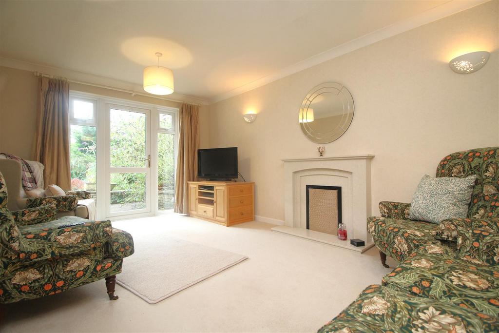 Living room image .JPG