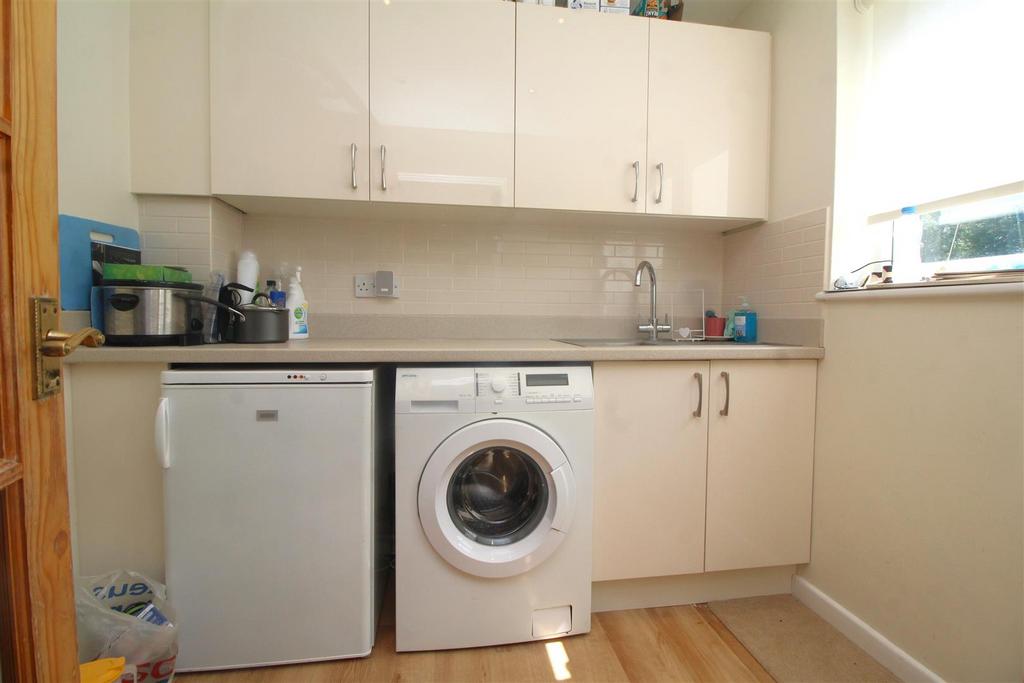 Utility room .JPG