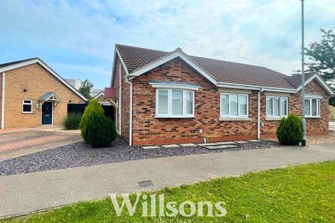 2 bedroom semi-detached bungalow to rent, Wickenby Way, Skegness