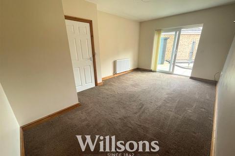 2 bedroom semi-detached bungalow to rent, Wickenby Way, Skegness