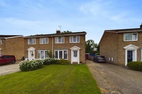 3 bedroom semi-detached house for sale, 9 Beech View, Cranswick, Driffield, YO25 9QQ