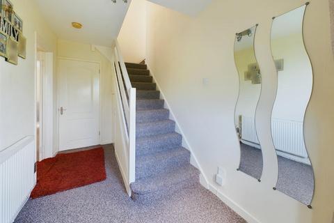 16 Grebe Close, Abbeydale, Gloucester, GL4 4XL