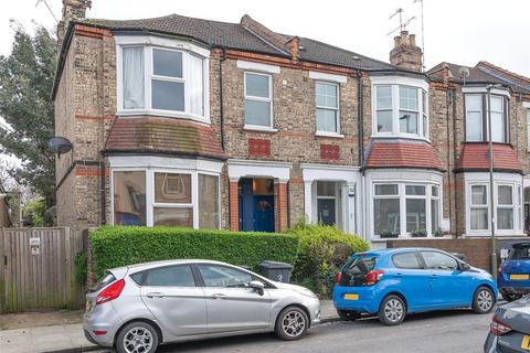 7 Kitchener Road, London, N2 8AS
