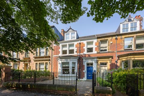 2 bedroom flat for sale, West Avenue, Gosforth, Newcastle upon Tyne