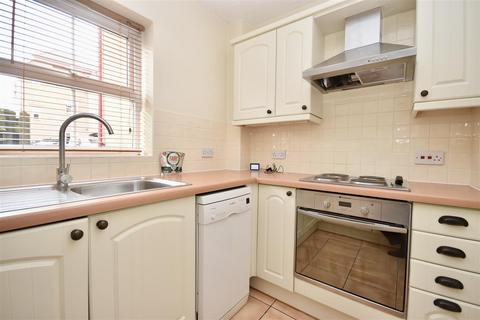 2 bedroom apartment for sale, Willow House, Station Road, Linslade, LU7 2NF