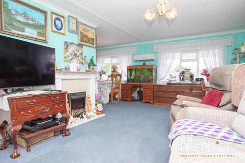 2 bedroom park home for sale, Church Park, Bradenstoke SN15 4