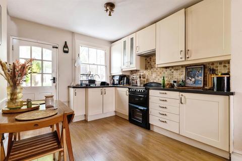 3 bedroom terraced house for sale, New Road, Pershore
