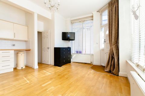 2 bedroom flat to rent, Bow Common Lane, E3