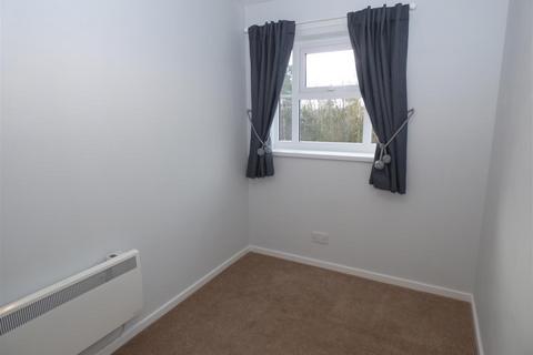 2 bedroom apartment to rent, Birkdale, Whitley Bay