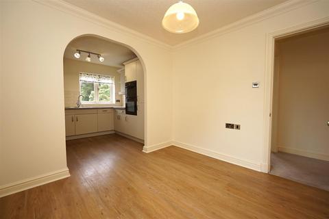 2 bedroom apartment for sale, Berners Close, Grange-Over-Sands