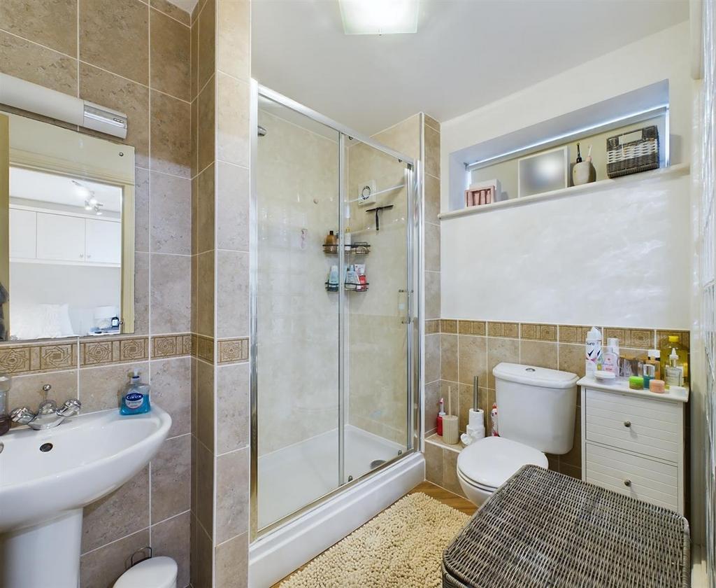 En-suite new.jpg