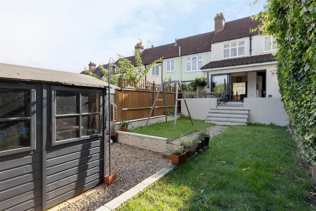Ladbrook Road -10.jpg