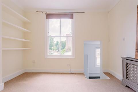 2 bedroom flat to rent, Cornwall Road, Finsbury Park