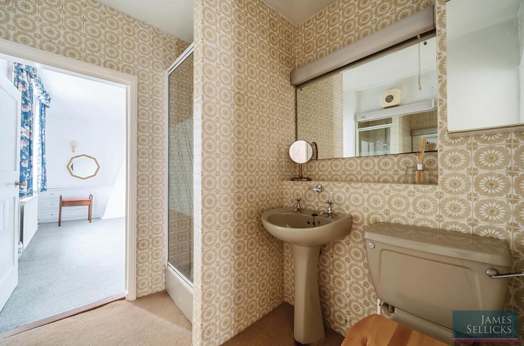 Jack and Jill shower room