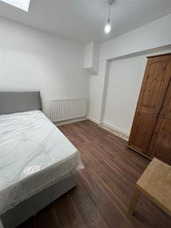 House share to rent, Room 2, St. Ann's Road, London