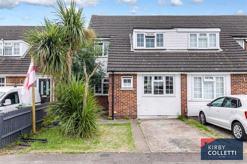 3 bedroom end of terrace house for sale, Buryholme, Wormley