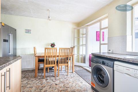 3 bedroom semi-detached house for sale, Ferrars Road, Sheffield, S9