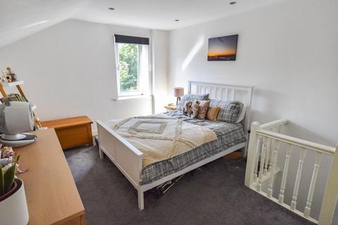 3 bedroom terraced house for sale, Garden Street, Cross Roads, Keighley
