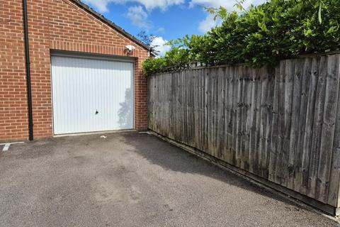 4 bedroom semi-detached house for sale, Holloway Court, Wombourne, WV5 0DJ