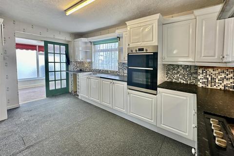 2 bedroom bungalow for sale, North Boundary Road, Brixham