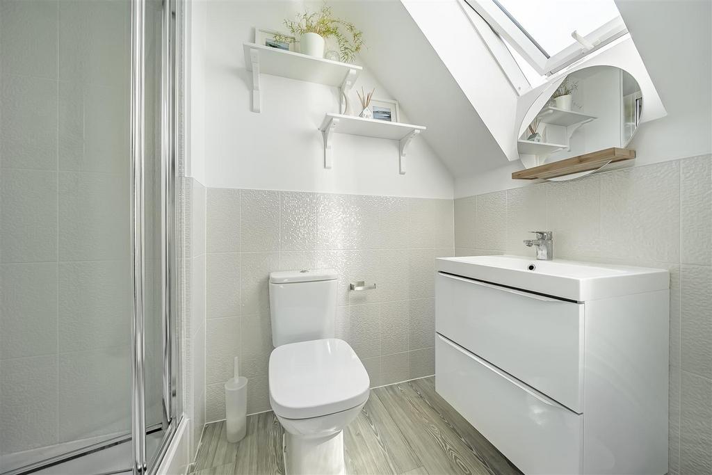 En Suite Shower Room