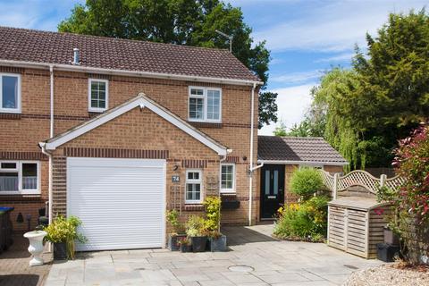 5 bedroom end of terrace house for sale, Trewarden Avenue, Iver