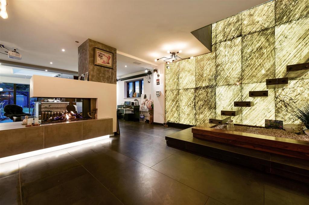 The Gables, Ashgrove Ave Stairs 2.jpg