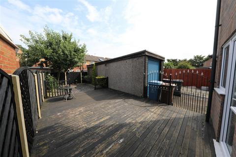 21 Bibury Close, Hull, HU8 8HQ