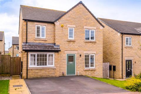 4 bedroom detached house for sale, Cutter Close, Huddersfield