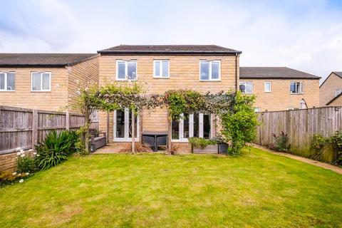 4 bedroom detached house for sale, Cutter Close, Huddersfield