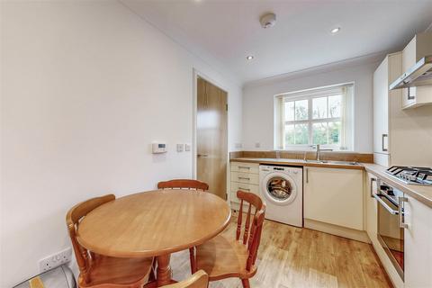 9 Berwick Brae, Perth, PH2 0TN