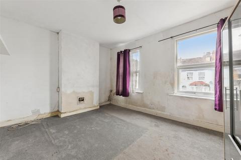 22 Frant Road, Thornton Heath, CR7 7JQ