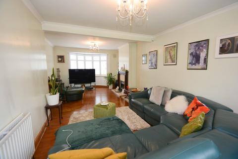 4 bedroom semi-detached house for sale, Welbeck Road, Harrow, HA2 0RP