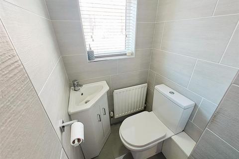 37 Kingfisher Close, Birmingham, B26 2QF