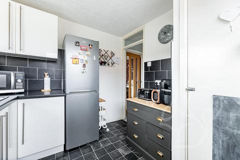 2 bedroom maisonette for sale, Romford Close, Colchester