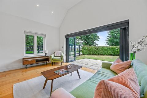 The Lodge Latimer Chase, Chorleywood, Rickmansworth, WD3 6FA