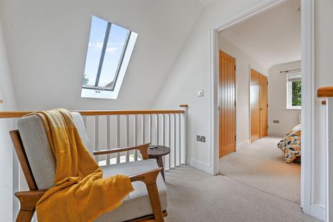 The Lodge Latimer Chase, Chorleywood, Rickmansworth, WD3 6FA