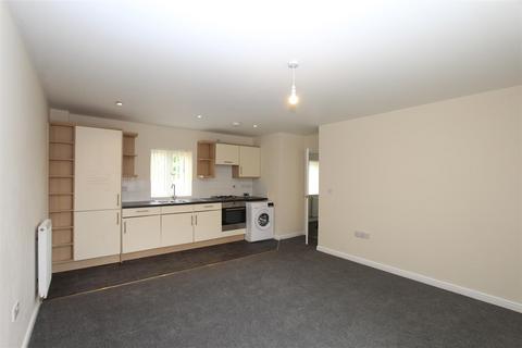 2 bedroom maisonette to rent, Martin Court, Kemsley, Sittingbourne