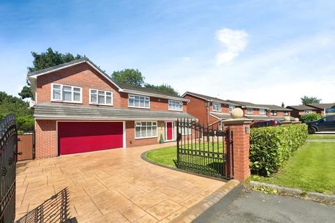 5 bedroom detached house for sale, Chestnut Avenue, Leigh