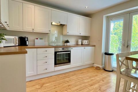 14 Ashtead Close, Minworth, Sutton Coldfield, B76 1YH