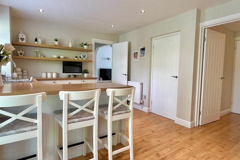 14 Ashtead Close, Minworth, Sutton Coldfield, B76 1YH