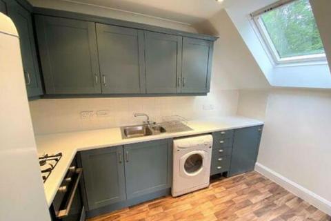 2 bedroom apartment to rent, Mansart Court, Didsbury, Manchester