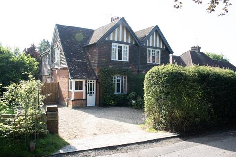 3 bedroom semi-detached house for sale, Ismays Road, Ightham TN15
