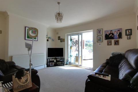 3 bedroom semi-detached house for sale, Well Lane, Willerby, Hull