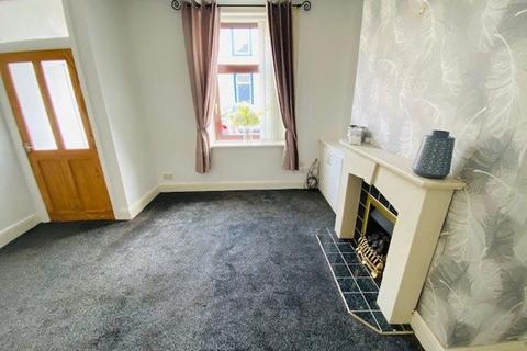 2 bedroom terraced house to rent, Pendle street, Padiham