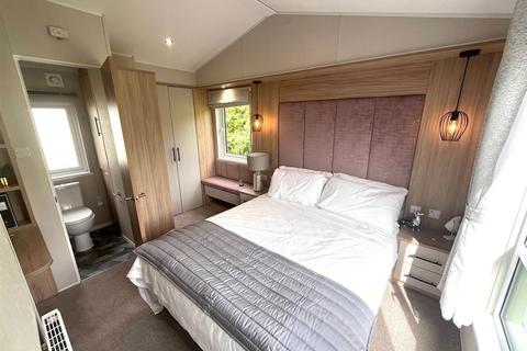 2 bedroom park home for sale, Plas Coch Country & Leisure Retreat, Llanfairpwll